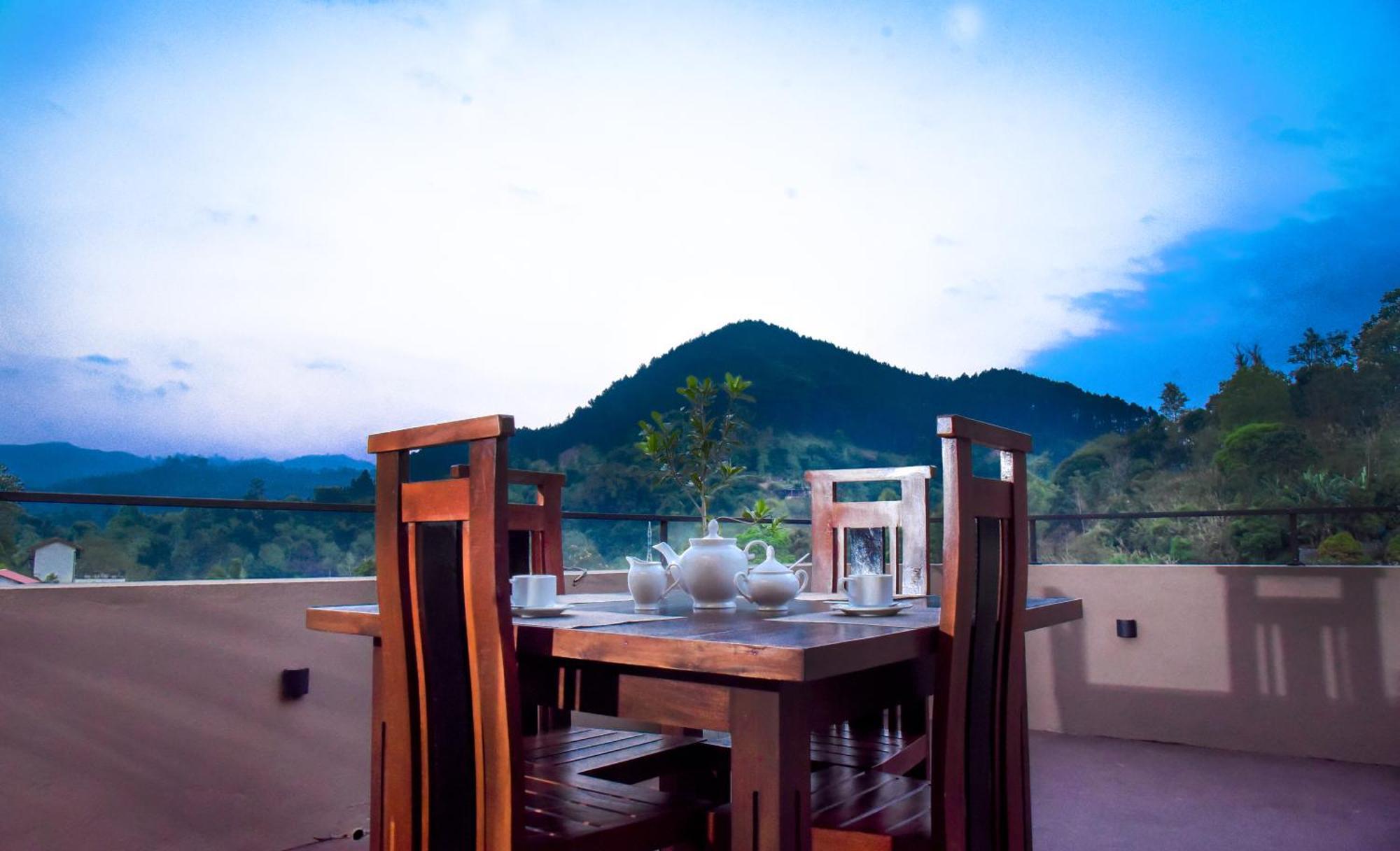 Ever Breeze Ella Hotel Экстерьер фото