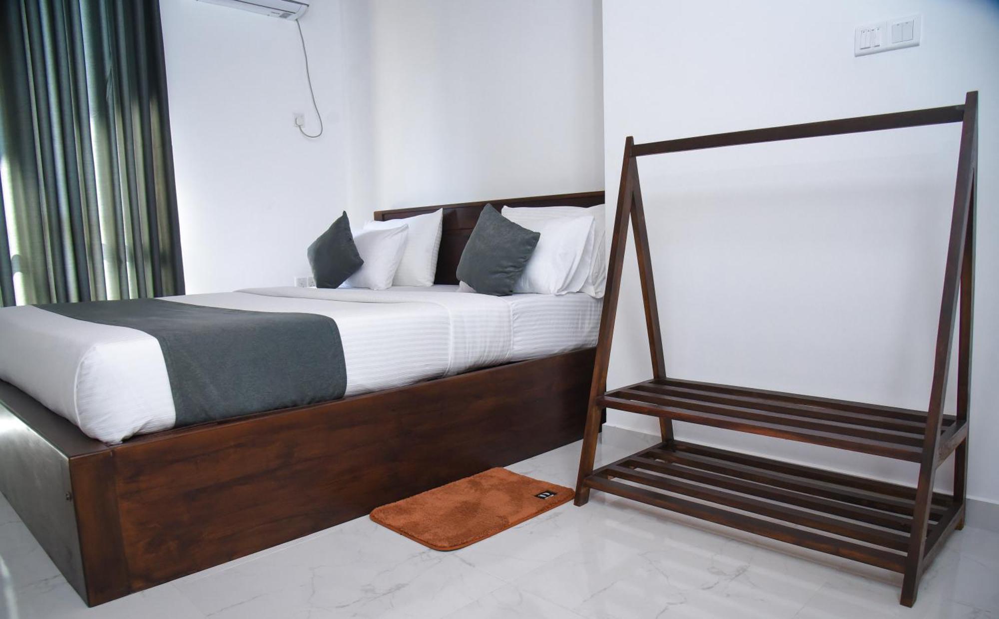 Ever Breeze Ella Hotel Экстерьер фото